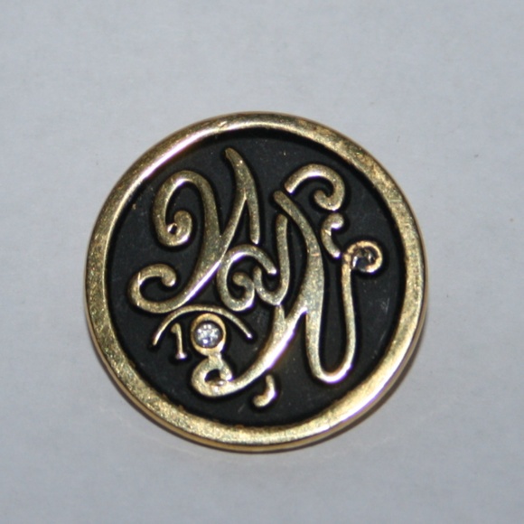 Gold Weight Watchers brooch